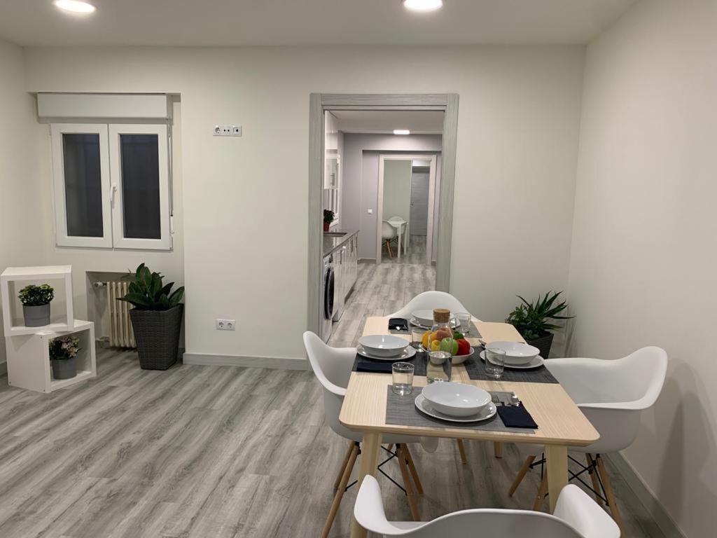 Mirrooms Oviedo Eksteriør bilde